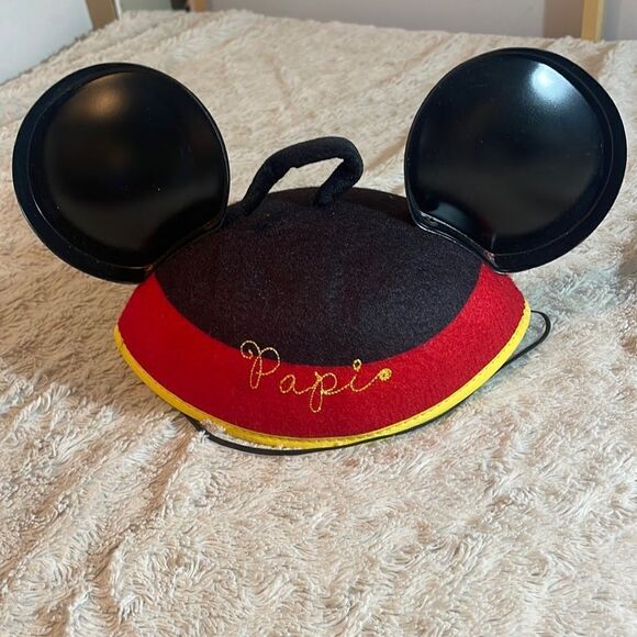 Disney Mickey ears Hat stitched for child’s name Papi - Picture 1 of 5